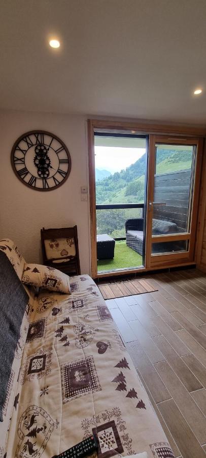 Studio Uissan Pour 5 Personnes A Cote Des Pistes Huez Exterior photo